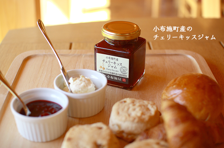 小布施町産のチェリーキッスジャム